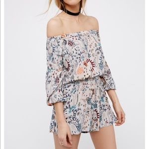 FREE PEOPLE Pretty and Free Floral Romper L